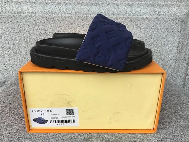 LV Louis Vuitton Slides: seller detail photo 11
