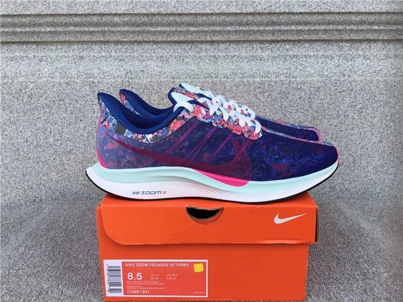 Nike Zoom Pegasus Sneakers