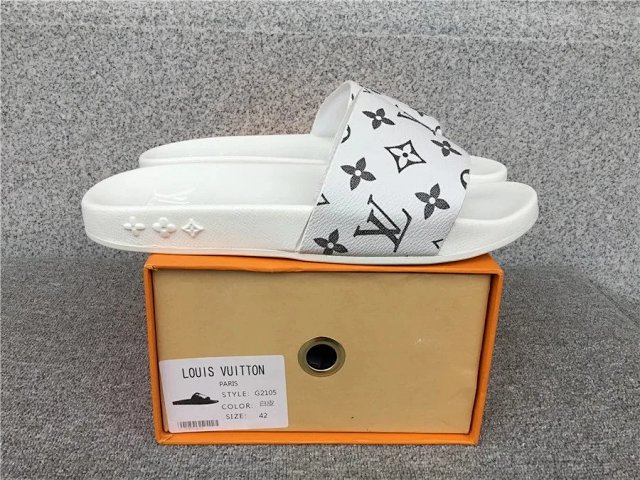 LV Louis Vuitton Slides: seller detail photo 3