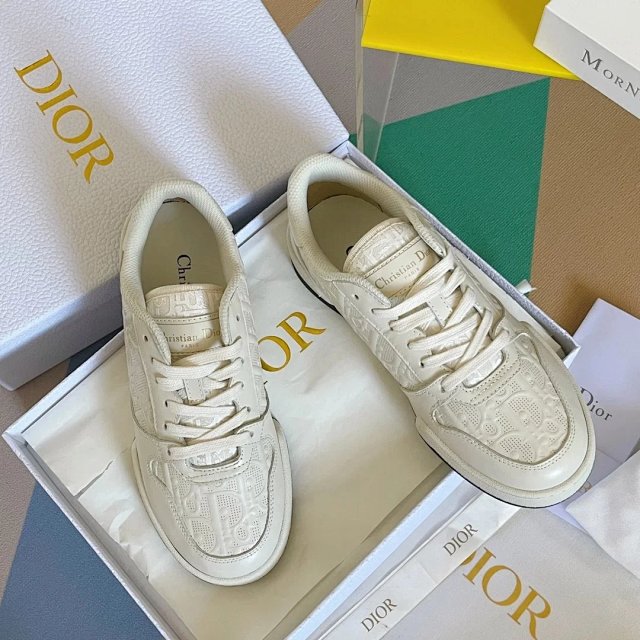 Dior Shoes: seller detail photo 3