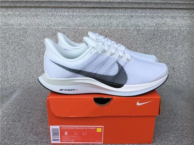 Nike Zoom Pegasus Sneakers