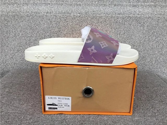 LV Louis Vuitton Slides: seller detail photo 5