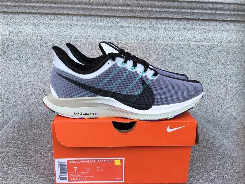Nike Zoom Pegasus Sneakers