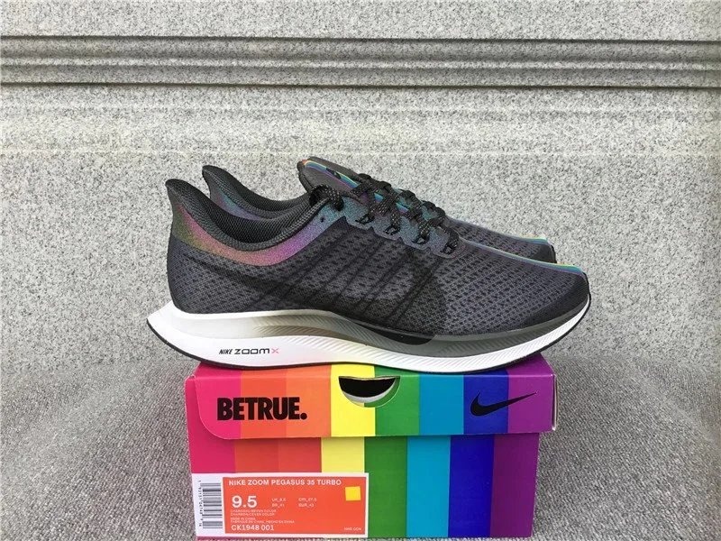 Nike Zoom Pegasus Sneakers