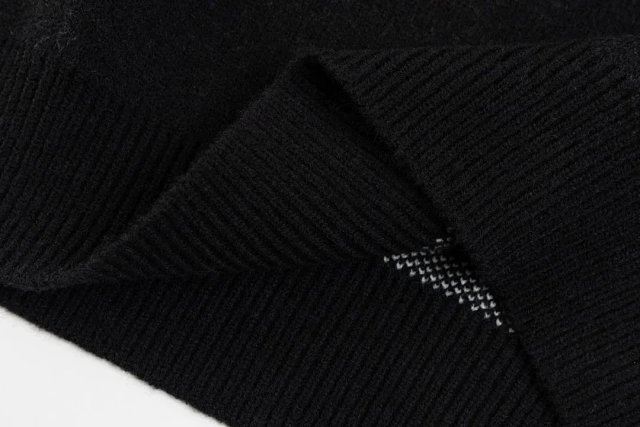 LV Louis Vuitton Sweater: seller detail photo 9