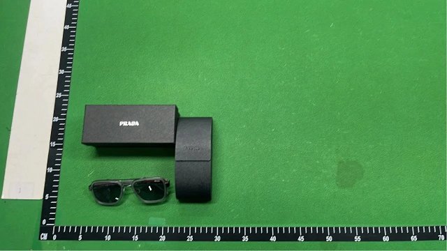 Prada Sunglasses: seller detail photo 3