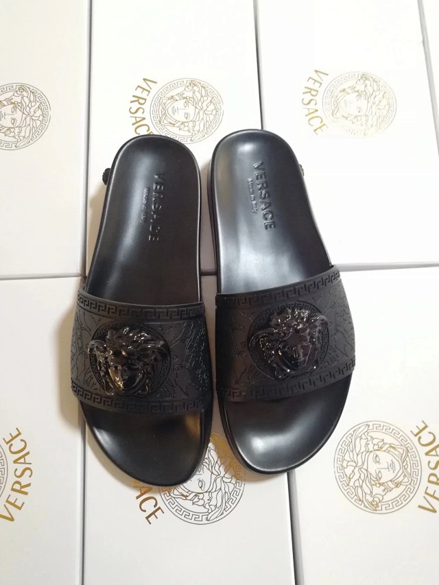 Versace Slides: seller detail photo 11