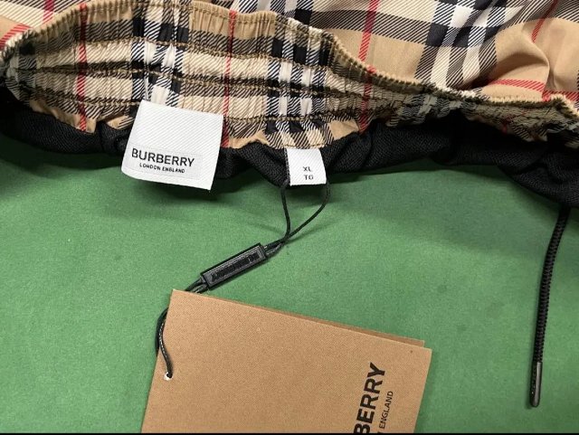 Burberry shorts: seller detail photo 6