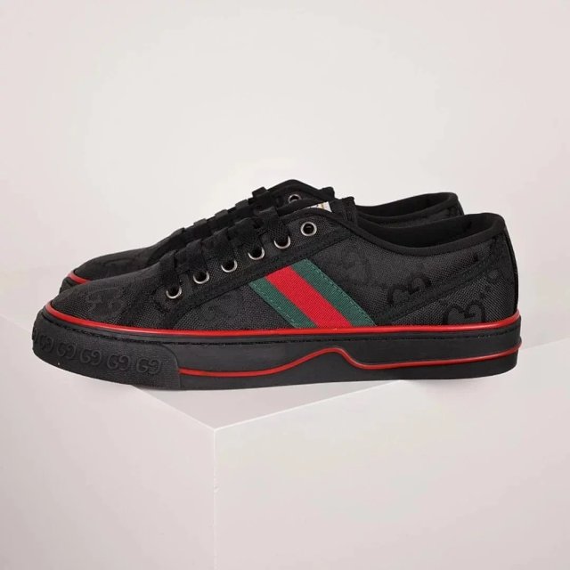 Gucci Shoes: seller detail photo 14