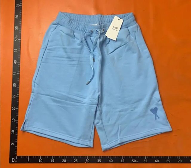 Ami Shorts: seller detail photo 4