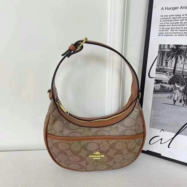 Miu handbag: seller detail photo 4