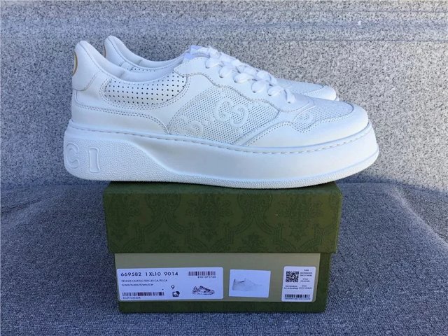 Gucci Rhyton Sneakers: seller detail photo 13