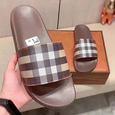 Burberry Slides: seller detail photo 7