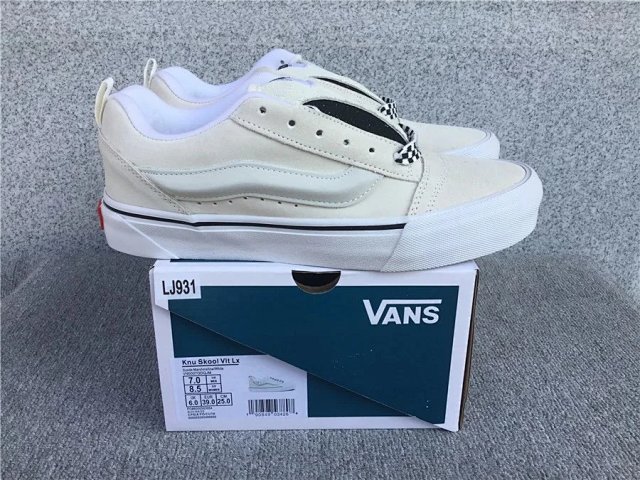 VANS Shoes: seller detail photo 10
