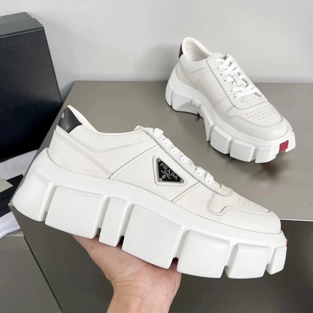 Prada Shoes: seller detail photo 13
