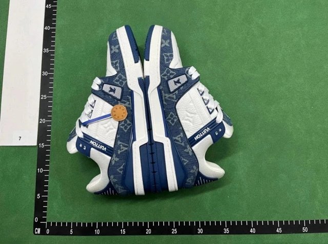 LV Louis Vuitton Trainer Sneaker: seller detail photo 2
