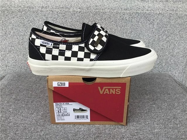 VANS Sk8-Low Shoes: seller detail photo 5