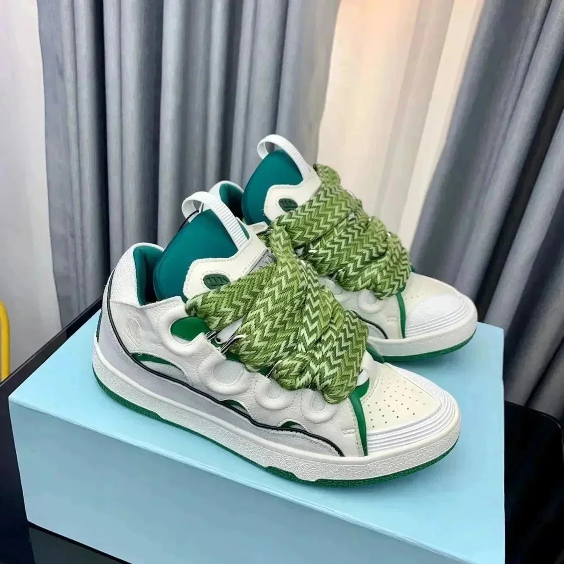 Lanvin Curb Shoes