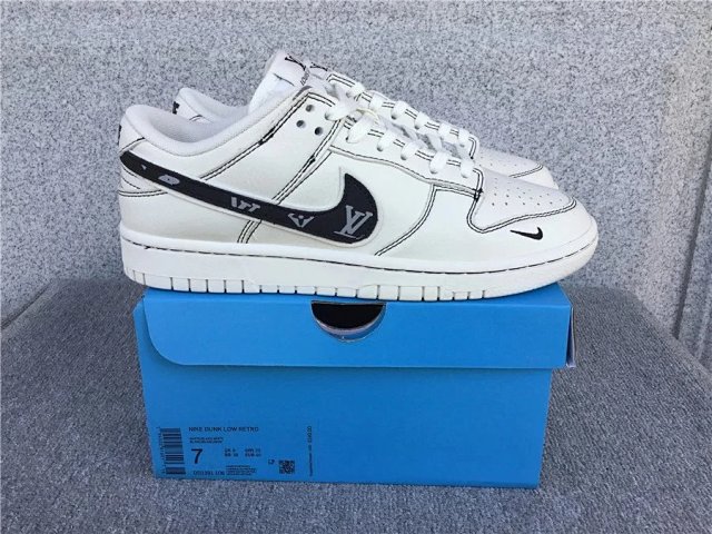 Nike Dunk Shoes: seller detail photo 14