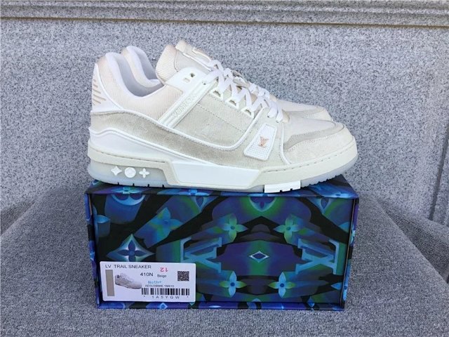 LV Louis Vuitton Shoes: seller detail photo 1
