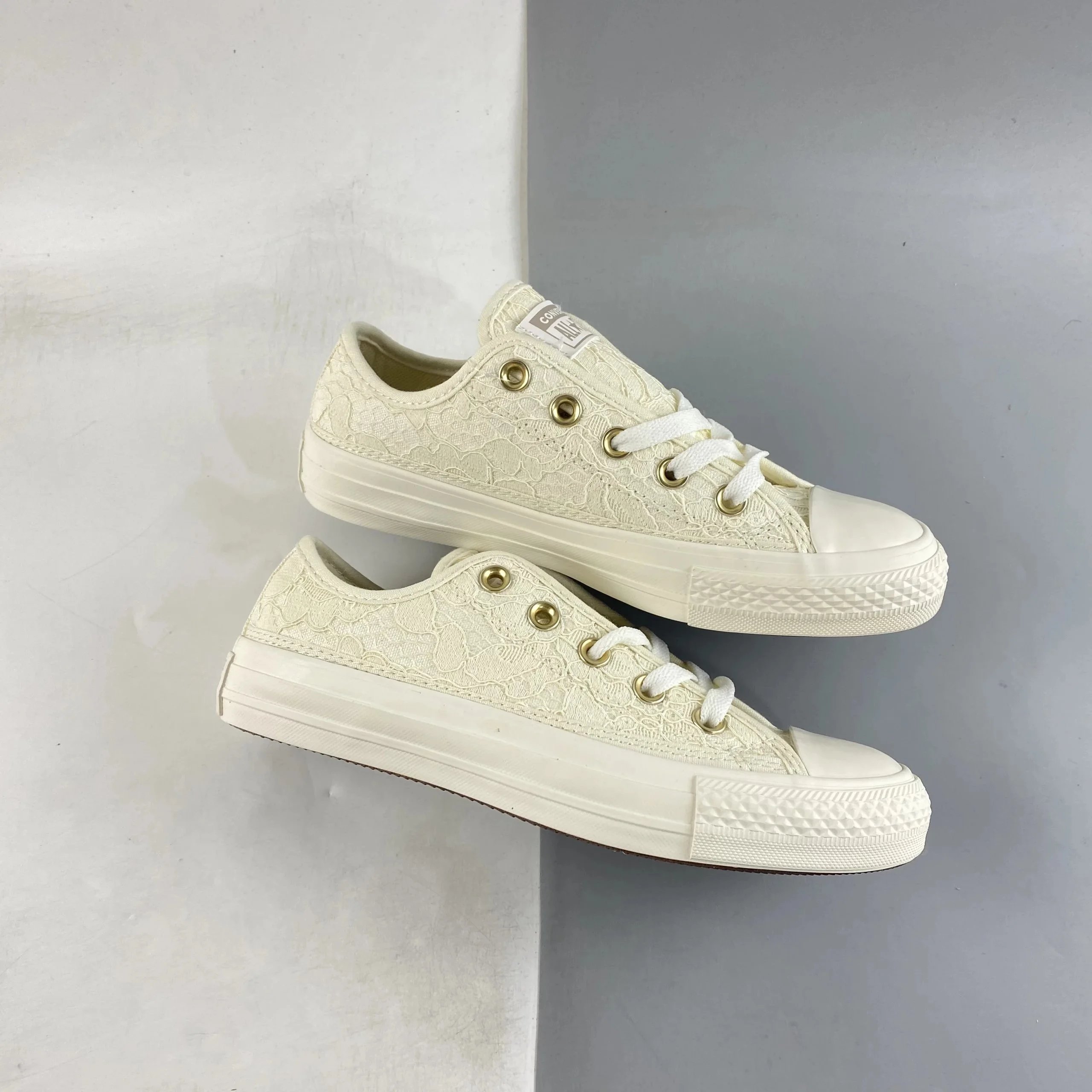 Converse Shoes | 15 colorways