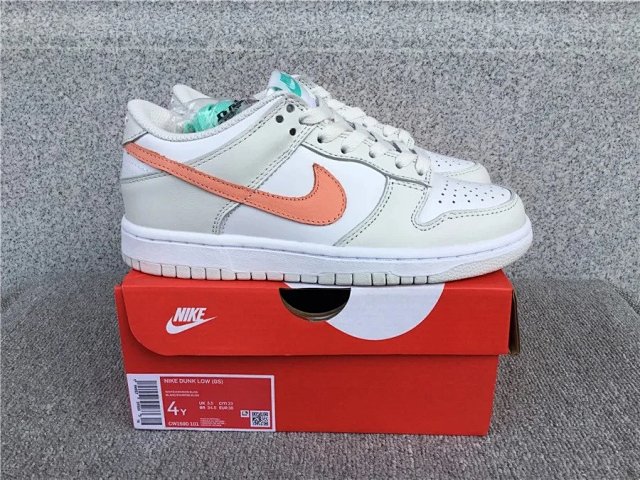 Nike Dunk Shoes: seller detail photo 11