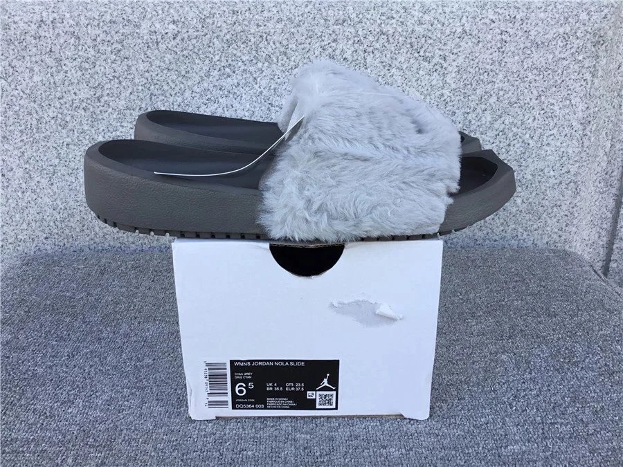 Air Jordan Slides