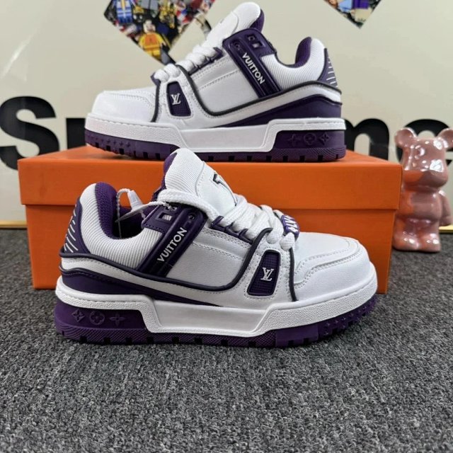 LV Louis Vuitton Trainer Sneaker: seller detail photo 9