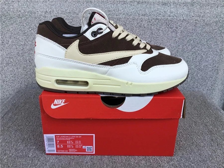 Nike Air Max 1 Sneakers