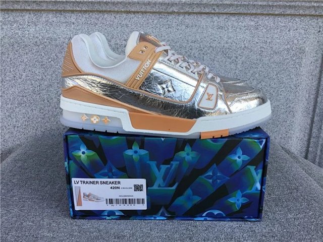 LV Louis Vuitton Shoes: seller detail photo 3