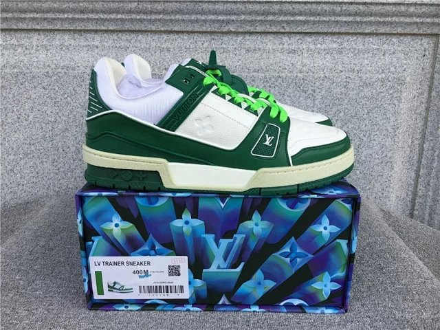 LV Louis Vuitton Trainer Shoes: seller detail photo 7