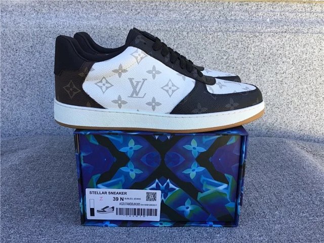 LV Louis Vuitton Shoes: seller detail photo 5