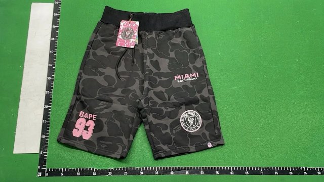 BAPE A BATHING APE T-shirt TEE & Shorts Pants: seller detail photo 4