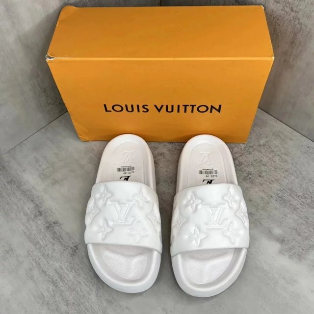 LV Louis Vuitton Slides: seller detail photo 10