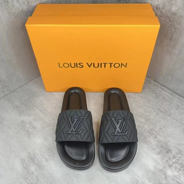 LV Louis Vuitton Slides: seller detail photo 7