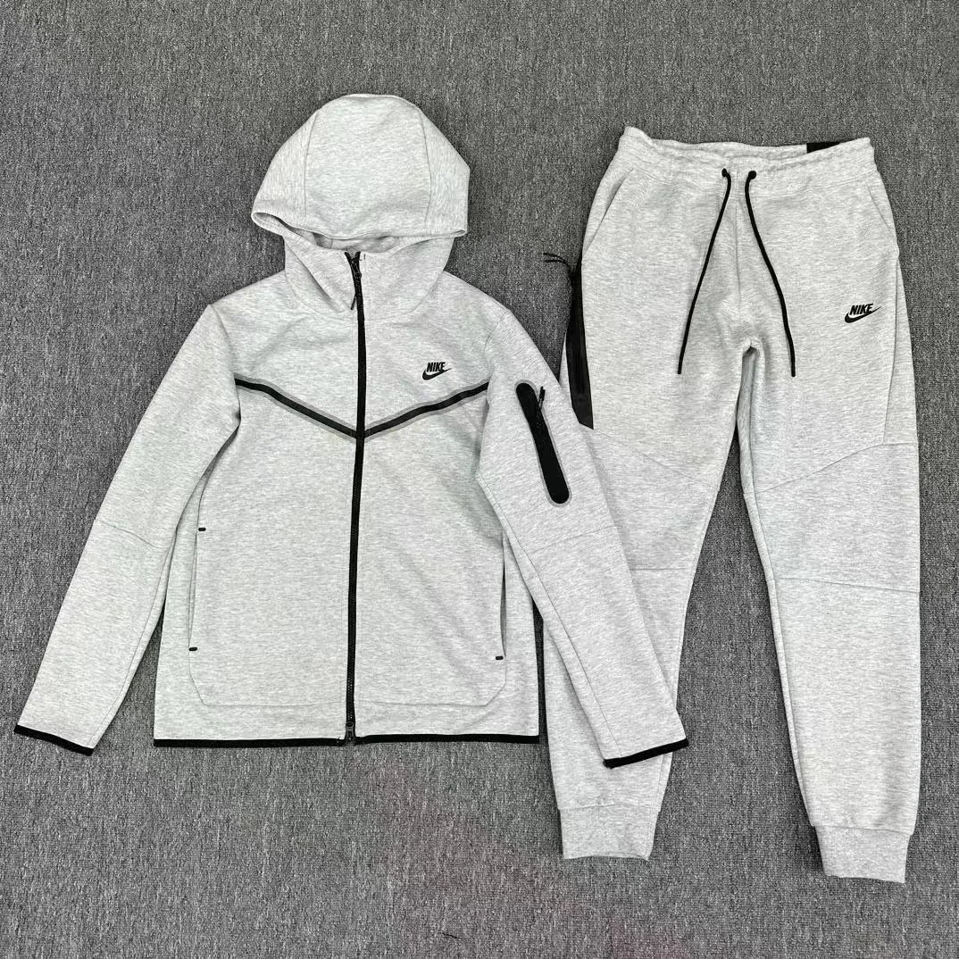Nike Tech Pack Suit