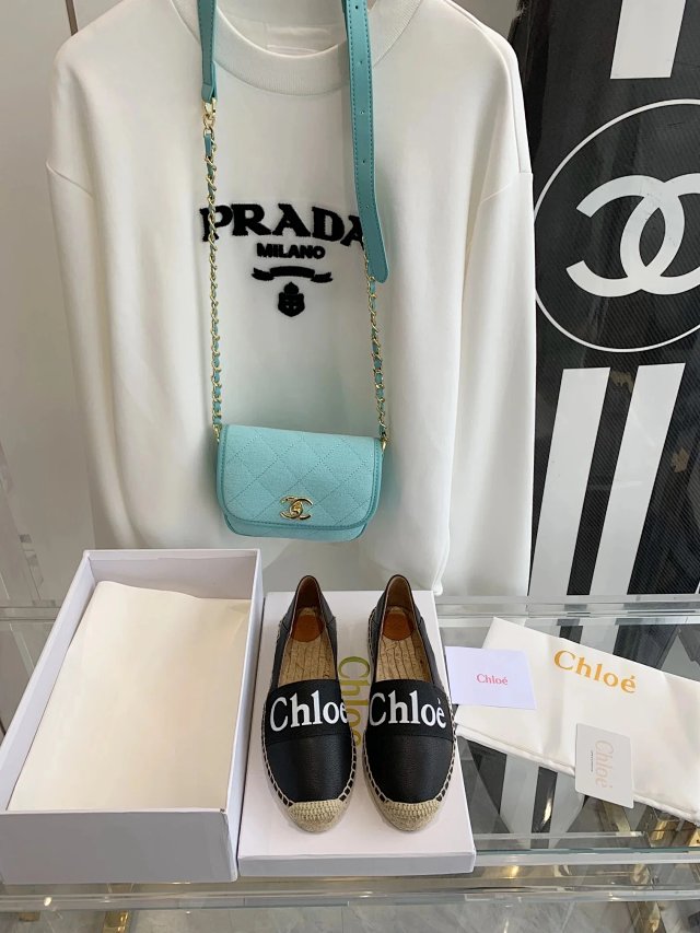 Chloé Flat Shoes: seller detail photo 1
