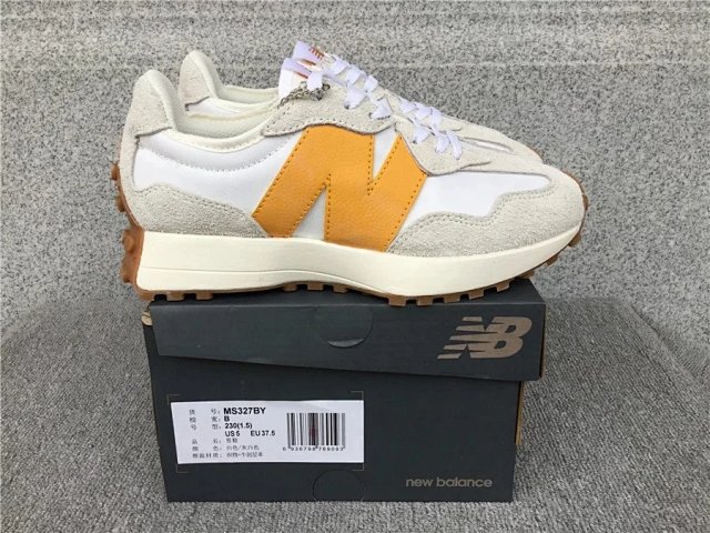 New Balance 327 Sneakers: seller detail photo 5