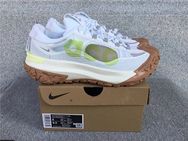 Nike ACG Mountain Fly Sneakers: seller detail photo 4