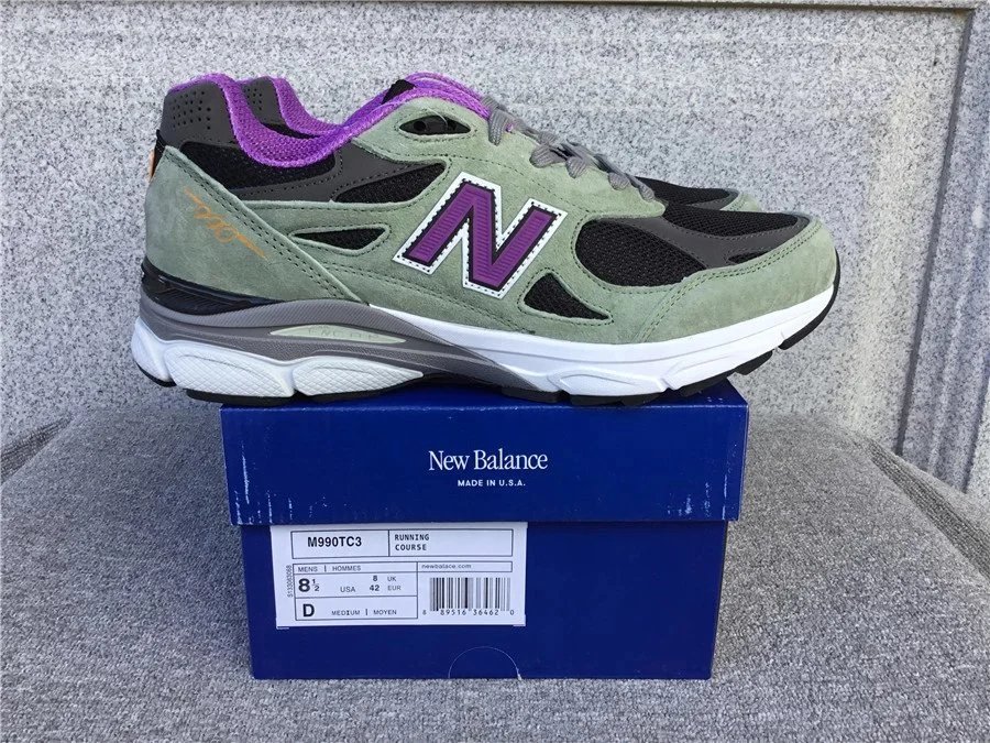 New Balance 990 Sneakers