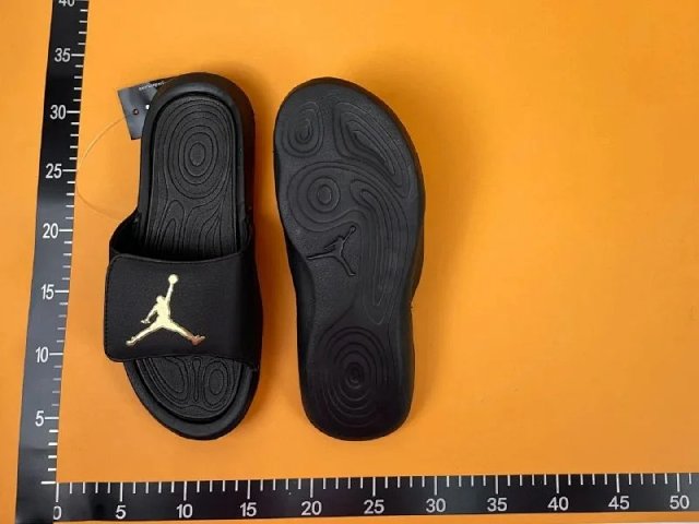 Jordan Slides: seller detail photo 4
