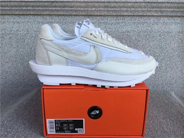 Nike LDWaffle Shoes: seller detail photo 1