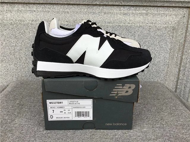 New Balance 327 Sneakers: seller detail photo 3