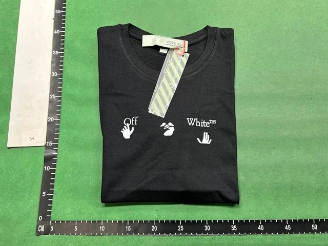 Off-White T-shirt TEE: seller detail photo 5
