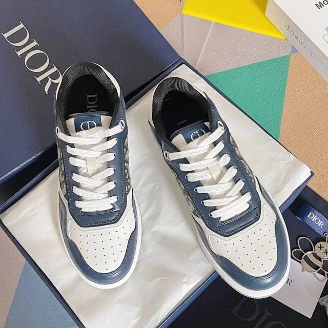 Dior Shoes: seller detail photo 9