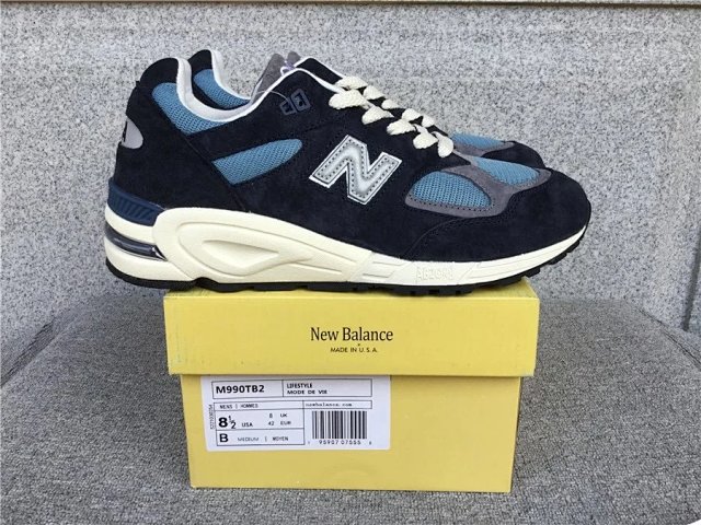 New Balance 990 Sneakers: seller detail photo 6