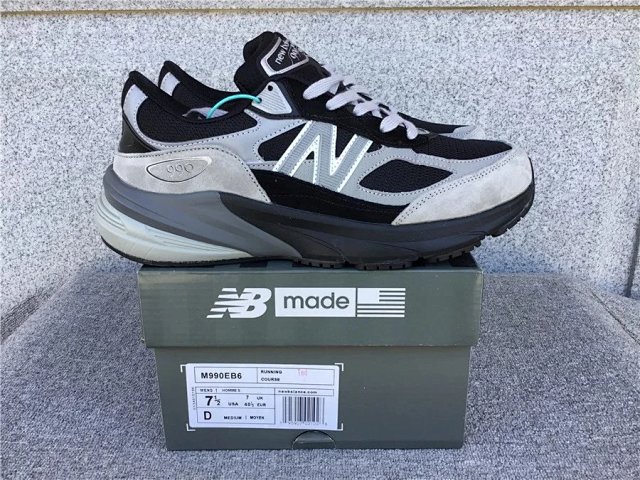New Balance 990 Sneakers: seller detail photo 9