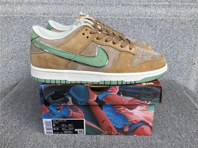 Nike Dunk Sneakers: seller detail photo 2