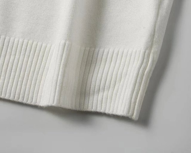 Moncler Sweater: seller detail photo 9