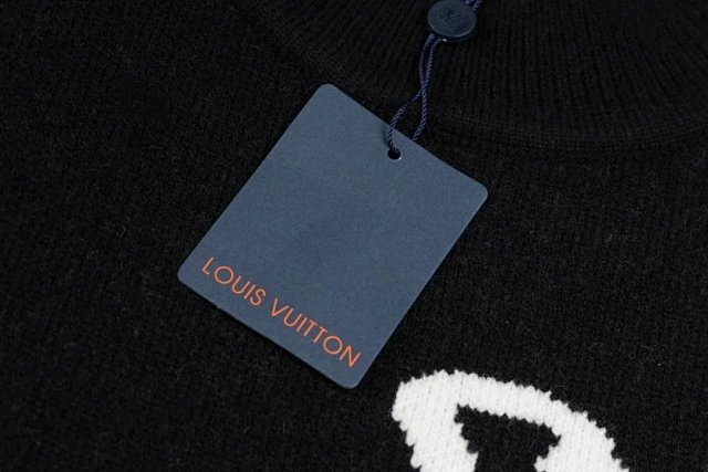 LV Louis Vuitton Sweater: seller detail photo 6
